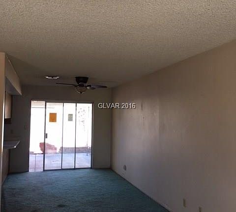 3rd image of 5920 Velma Ave