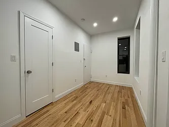 Rented by HOLTON REAL ESTATE INC.