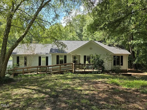 7613 Secluded Acres Rd, Apex, NC 27523