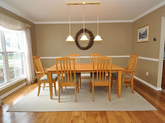 5th image of 6488 Walden Cir