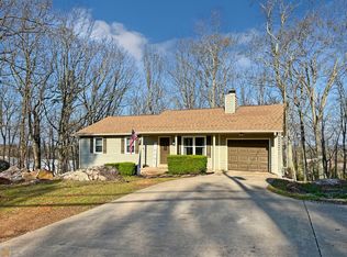 1738 Plunketts Rd, Buford, GA 30519