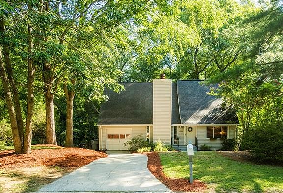 4th image of 8506 Park Vista Cres
