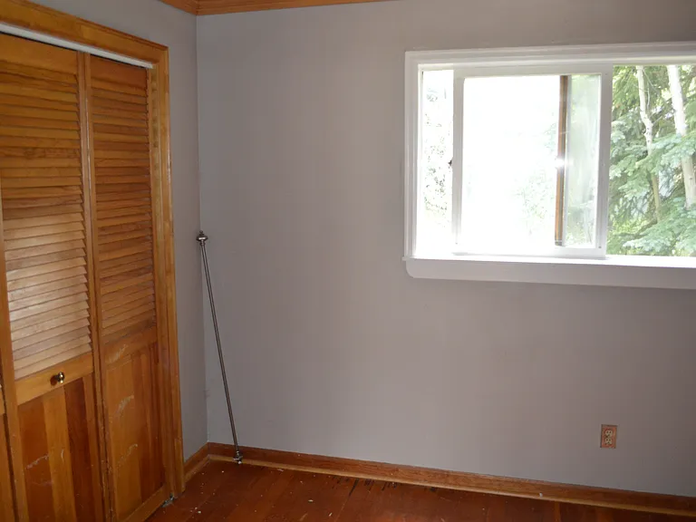 483 N Pine St — Photo 10