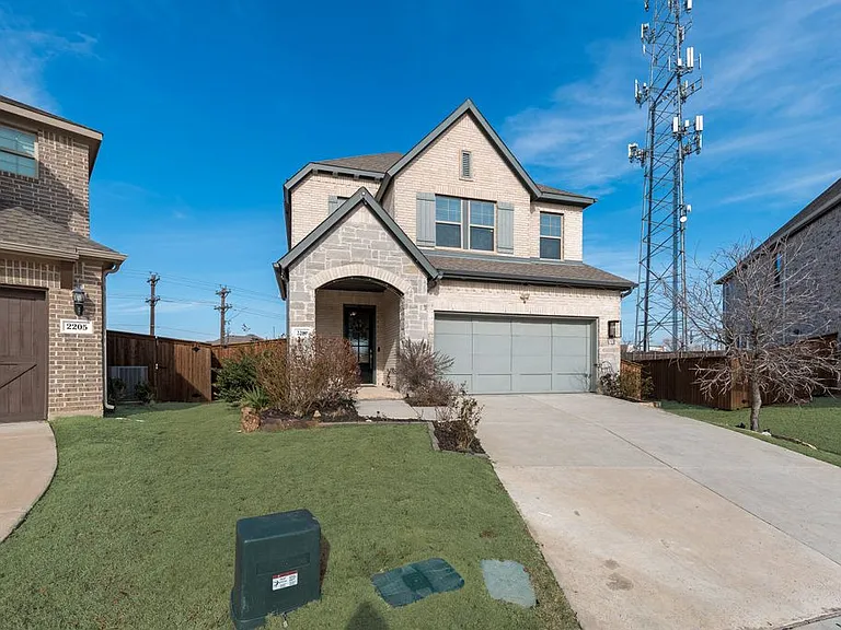2201 Peters Colony Dr — Photo 25