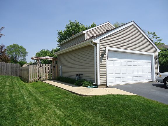 2nd image of 443 Danbury Dr