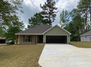 373 Rawls Springs Loop, Hattiesburg, MS 39402