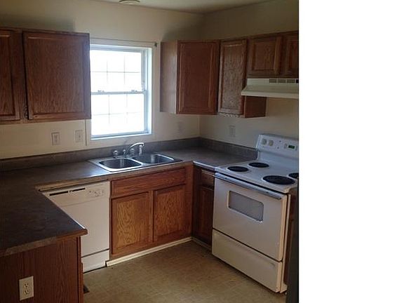 4th image of 2716 Selden St
