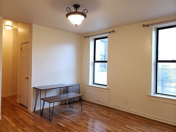 2nd image of 2027 Pacific St APT 7D