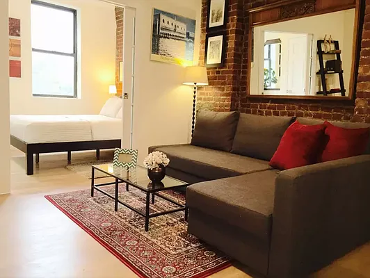 Rented by Michael Alvandi, LREB | media 6