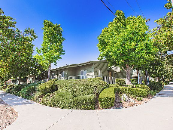 4th image of 11377 Osborne Pl Unit 6