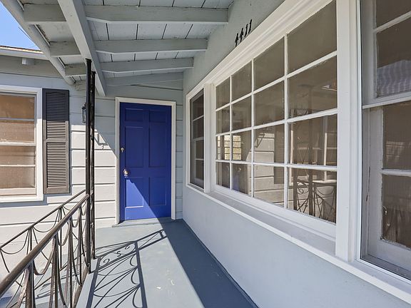 2nd image of 4411 W Victoria Park Dr #B