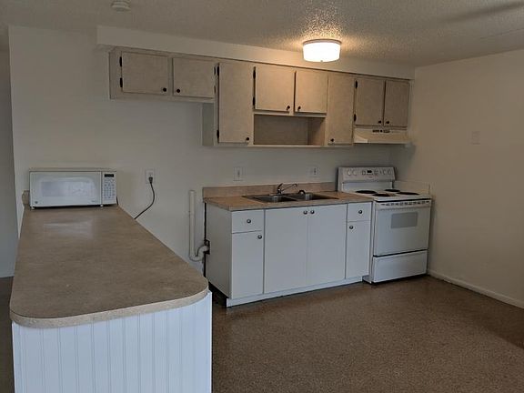 2nd image of 5629 10th Ave