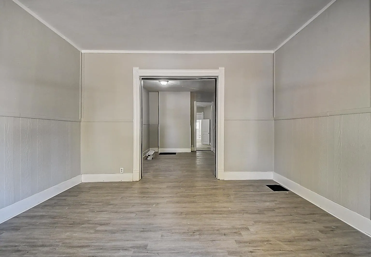 3 bed, 1422 sqft, $1,649 — Photo 4