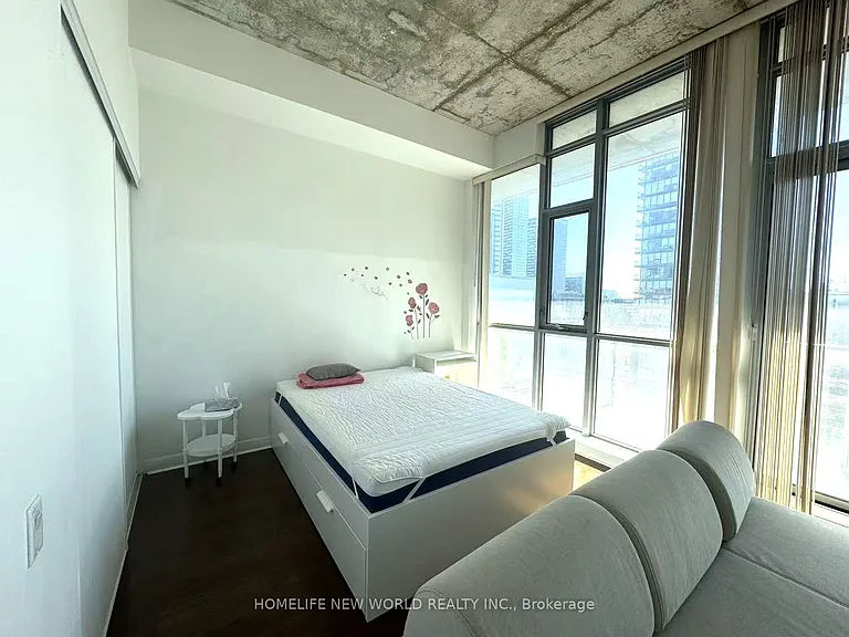 375 King St W #1701 — Photo 10