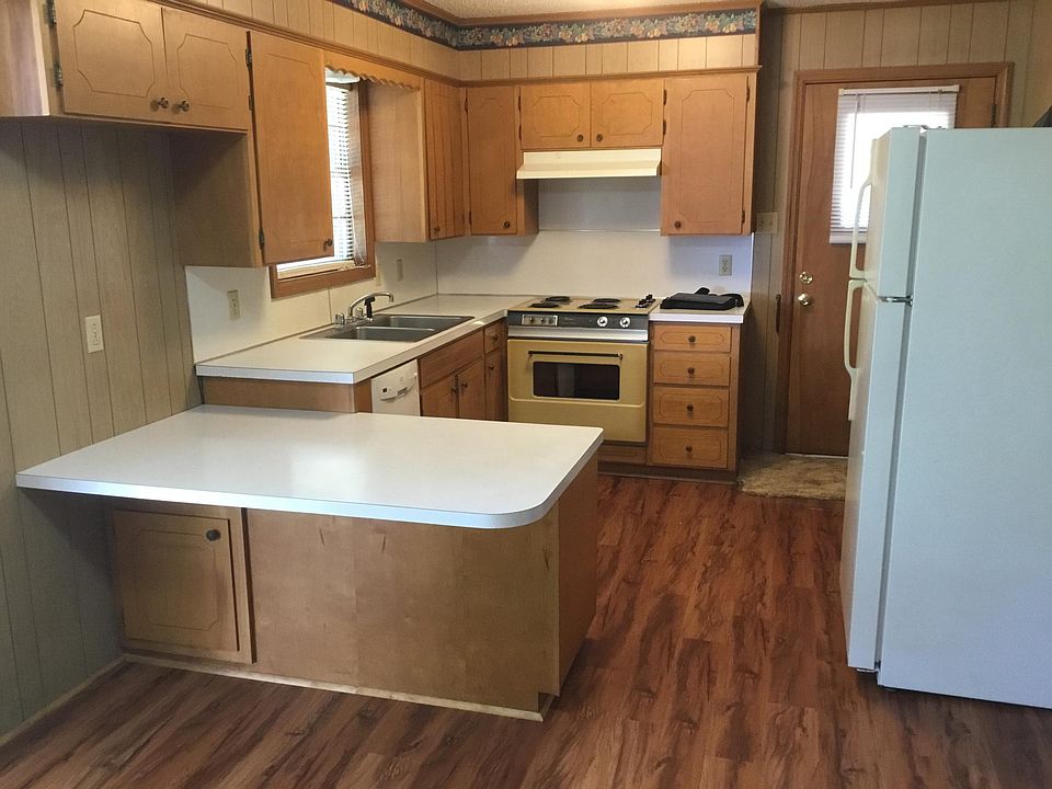 2nd image of 107 N 25th St