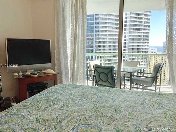 5th image of 1200 Brickell Bay Dr APT 3607
