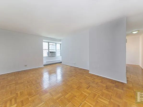 572 Grand Street image 1 of 8