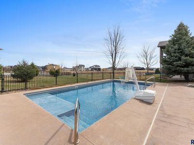 8208 S Spice Hill Cir, Sioux Falls, SD, 57108