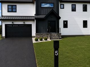 5 Haven Ln, Wayland, MA 01778