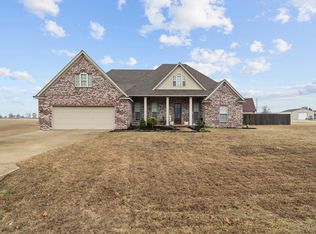 508 Robinson Cir, Marion, AR 72364