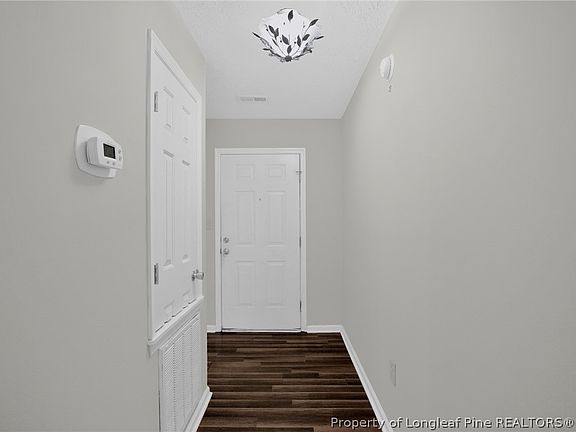 5th image of 5928 Hotspur Pl