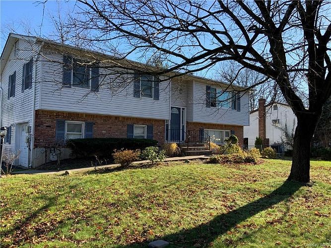 33 Lake Nanuet Dr, Nanuet, NY 10954 Zillow