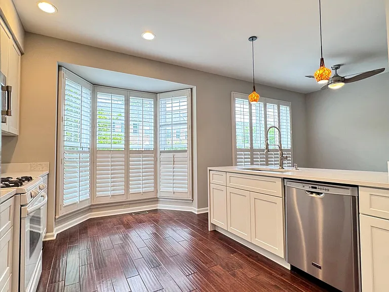 BRAND NEW KITCHEN