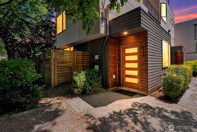 2nd image of 623 NW Market Street