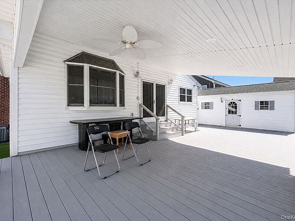 3rd image of 2454 Jefferson Street