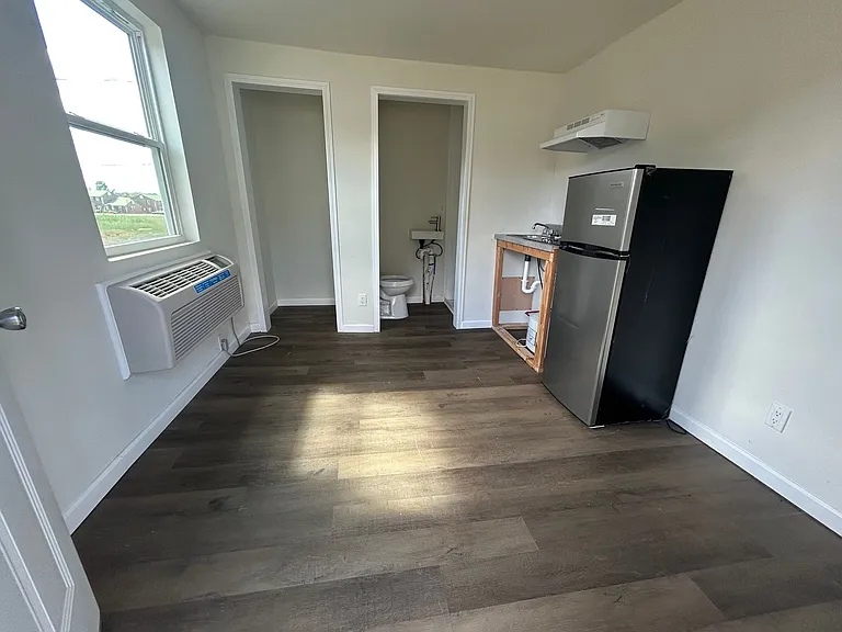2905 E 12th Ave — Photo 15