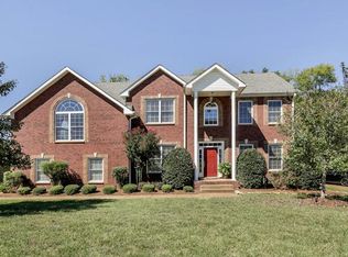 1013 Tower Hill Ln, Hendersonville, TN 37075