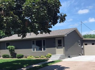 1600 E 5th Ave, Mitchell, SD 57301