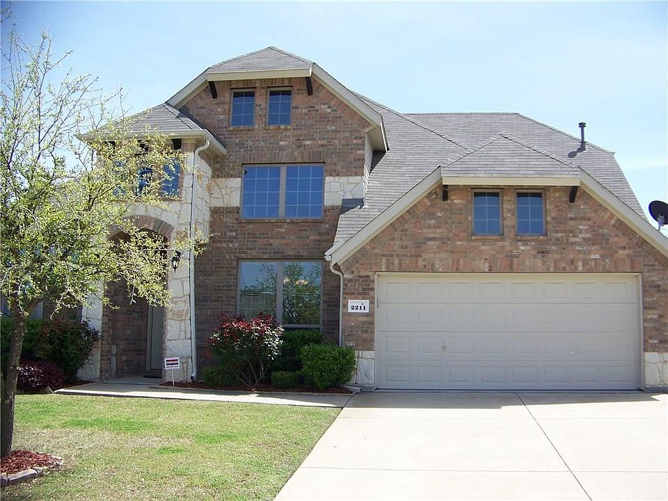 1st image of 2211 Harrier St
