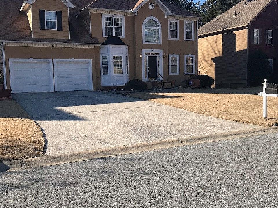 1st image of 1874 Clay Dr SW