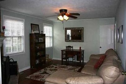 5th image of 2130 Clairmont Ter