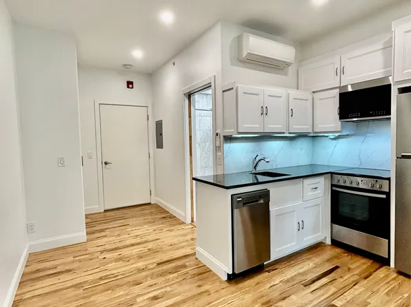 2 Hollyhock Rd #P1, Wilton, CT 06897