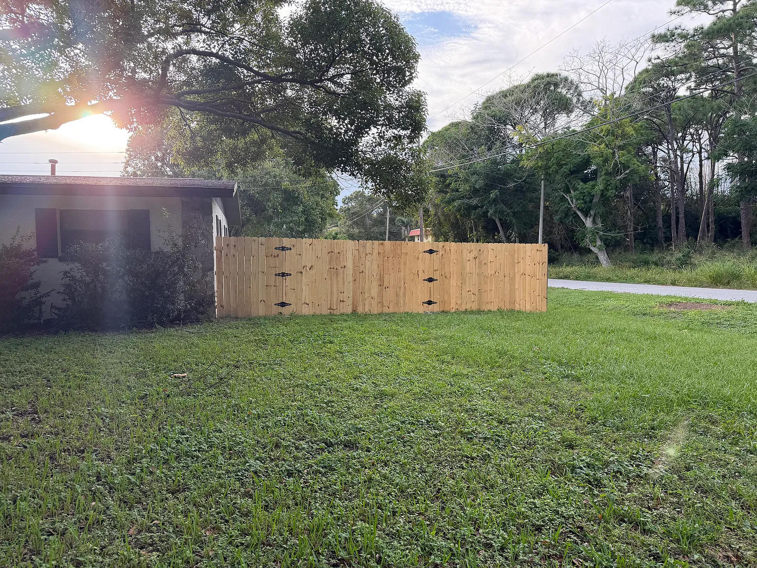 2843 Davis Ln — Photo 3