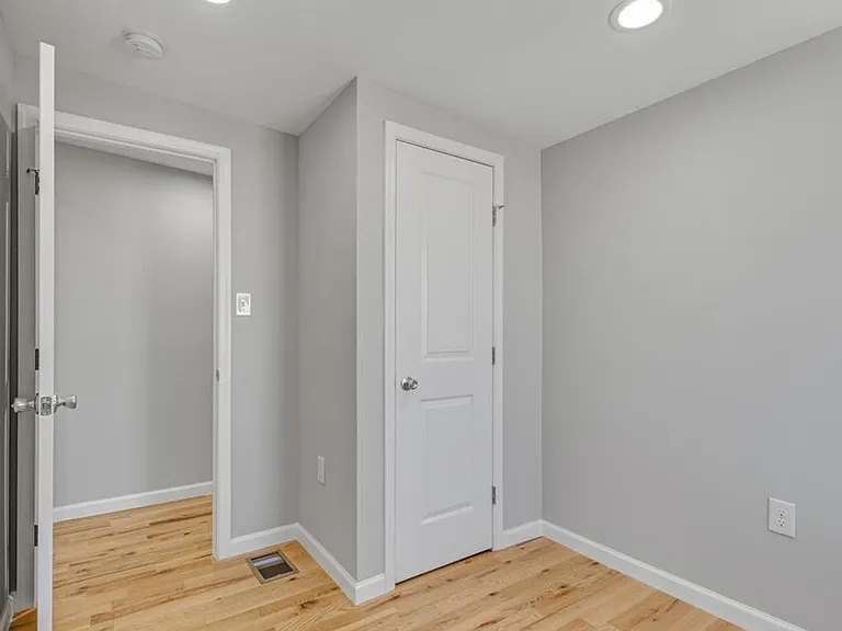 410 Diamond St. — Photo 22