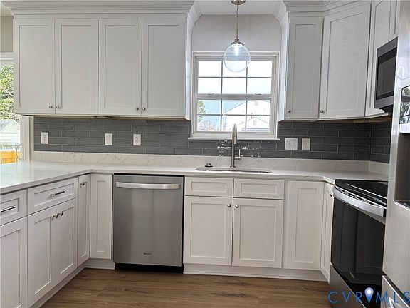 3rd image of 9520 Brant Ln