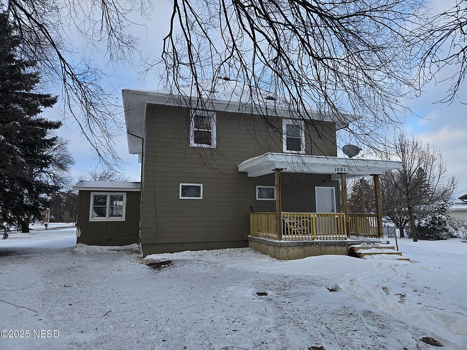 1st image of 1001 E Milbank Ave