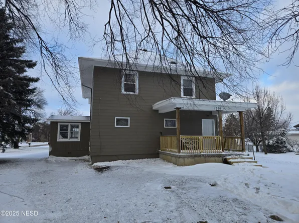 1001 E Milbank Ave, Milbank, SD 57252