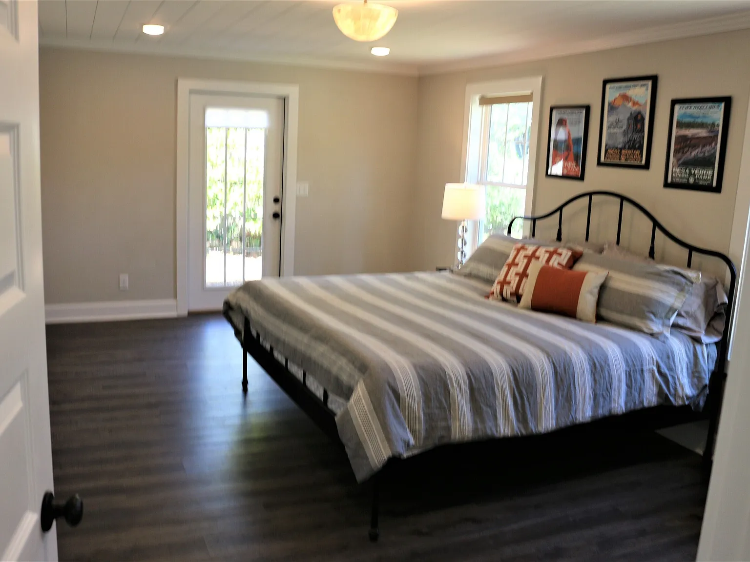 3 bed, 1455 sqft, $2,550 — Photo 3