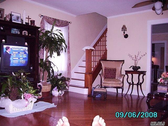 1st image of 69 Stewart St
