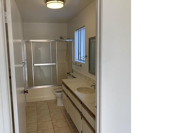 2nd image of 1400 Eagle Vista Dr APT 9