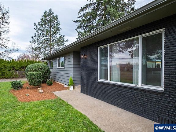 3rd image of 5171 Lardon Rd NE