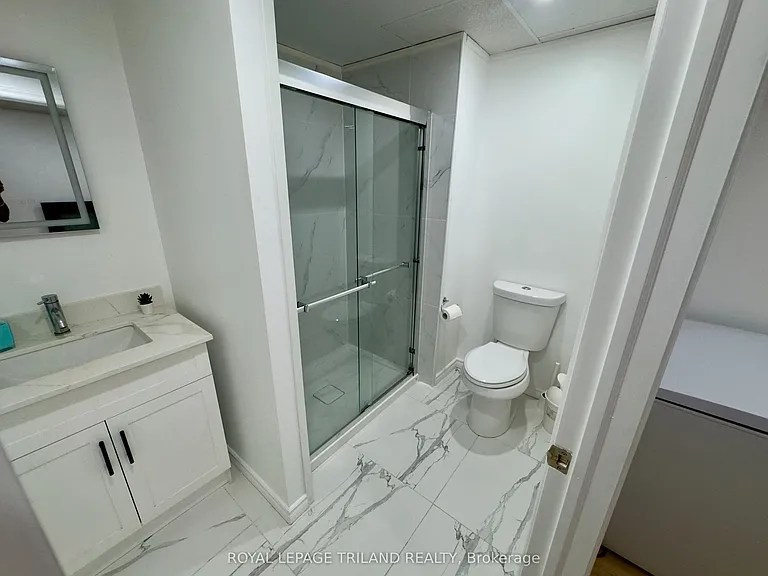 82 Meadowridge Rd — Photo 15