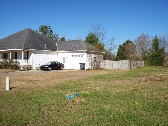 2nd image of 7031 Fairway Dr
