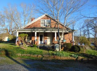 112 Palmer St NW #1, Lenoir, NC 28645