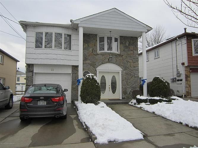 1st image of 22 Berglund Ave