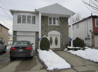 22 Berglund Ave, Staten Island, NY 10314